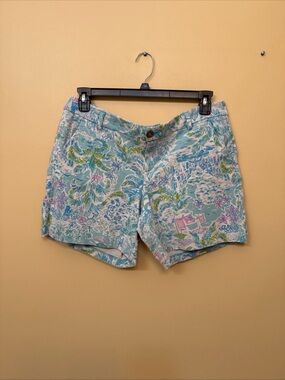 Lilly Pulitzer Pastel Tropical Print Women's Shorts - Light Blue & Mint